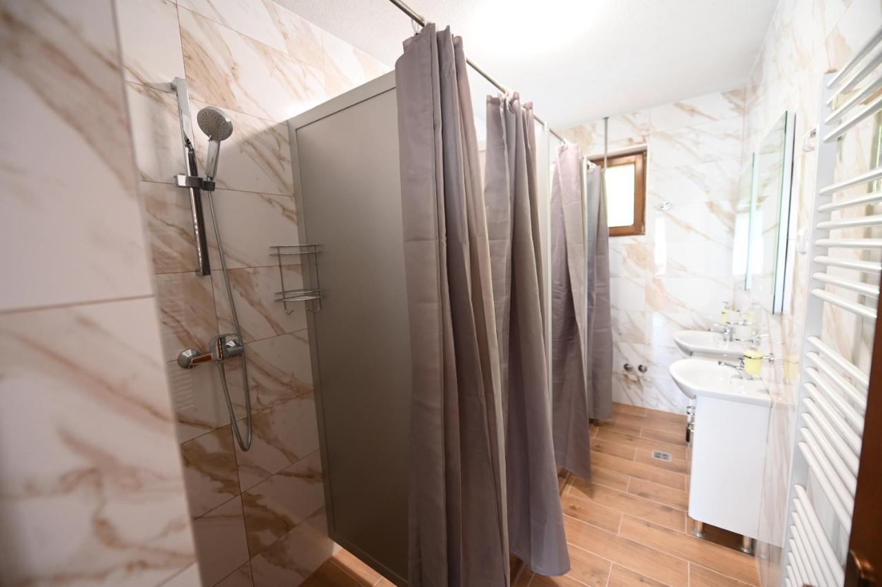 Hostel Sobe Drvorez Banja Luka Buitenkant foto